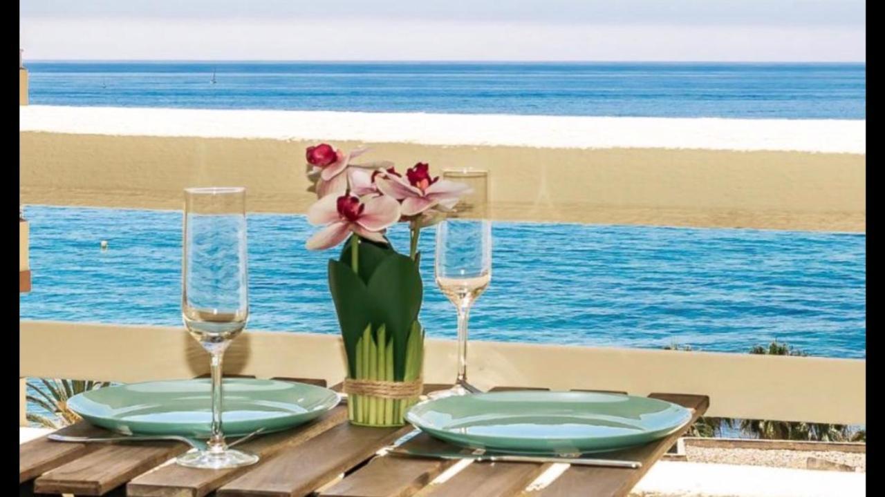 Beachfront Apartment In La Cala De Mijas Dış mekan fotoğraf