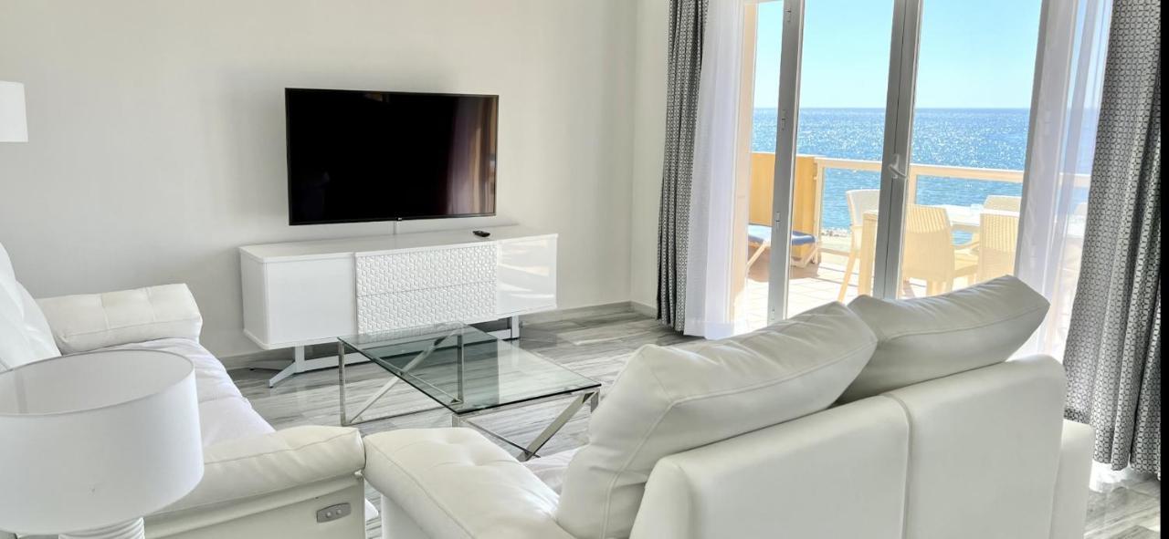 Beachfront Apartment In La Cala De Mijas Dış mekan fotoğraf